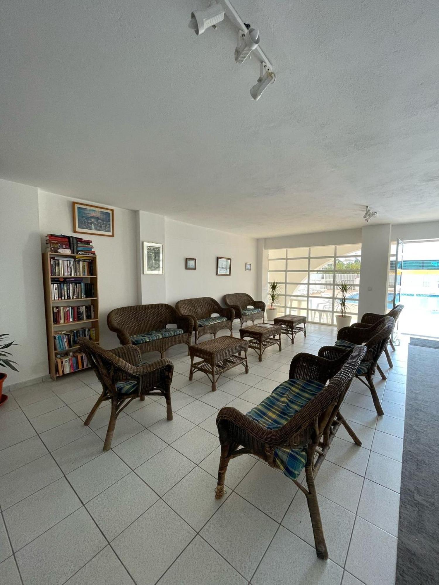 Apartamento T1 Todo Equipado البوفيرا المظهر الخارجي الصورة