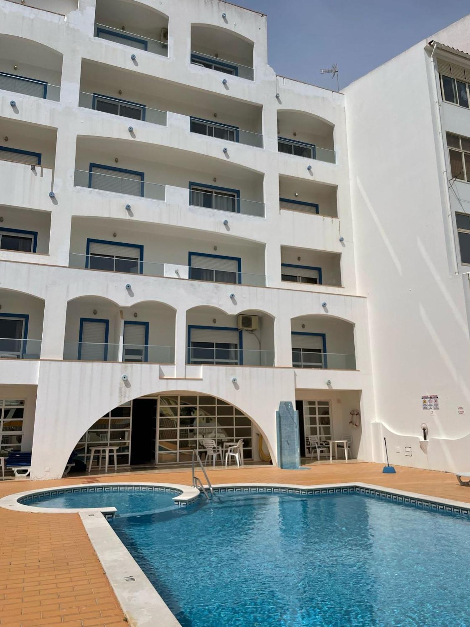 Apartamento T1 Todo Equipado البوفيرا المظهر الخارجي الصورة